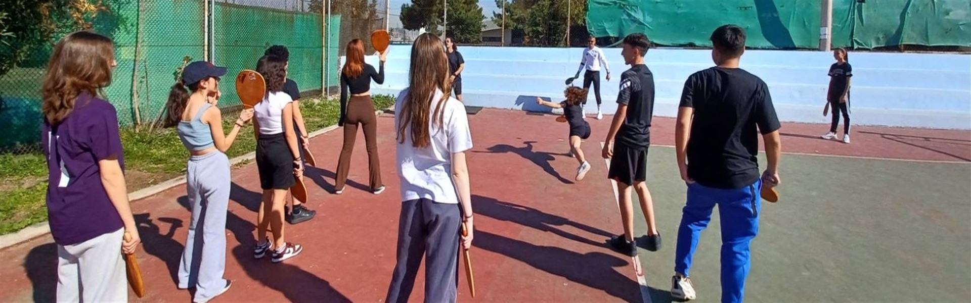 Συμμετοχή της Α΄ Ε.Σ.Α.Ξ. στην σχολική Δράση «Παίζω με μία ρακέτα και μία μπάλα»